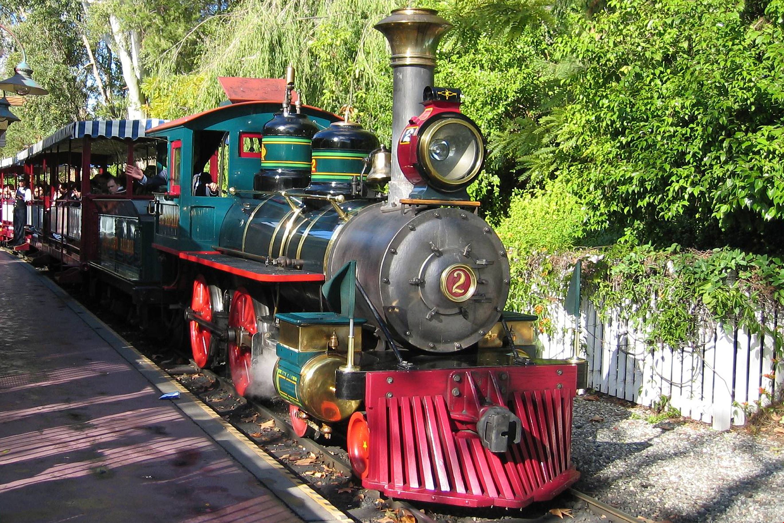 Disney Park | Destinations and Events | Metrolink