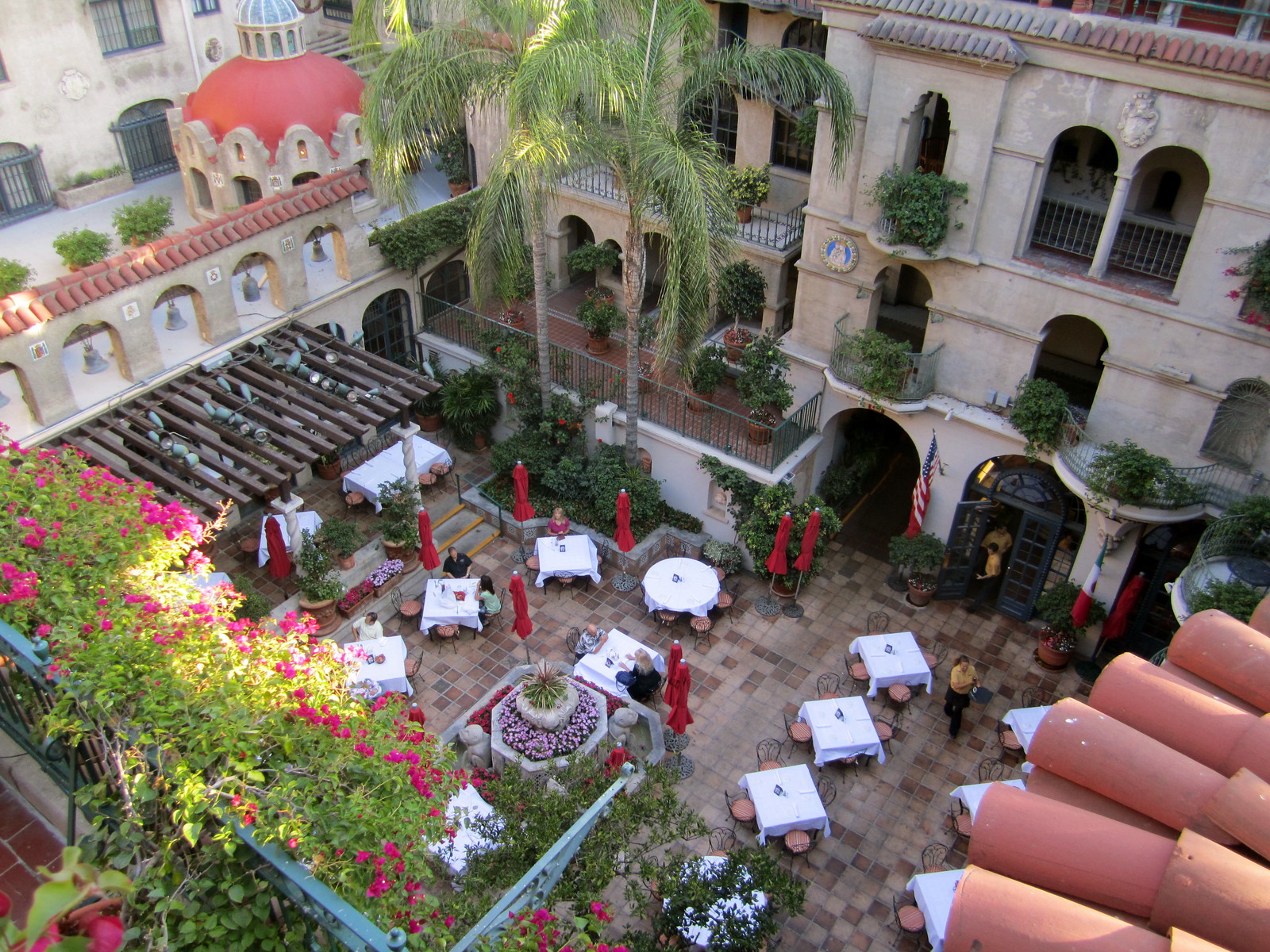 Courtyard restaurant at the Mission Inn