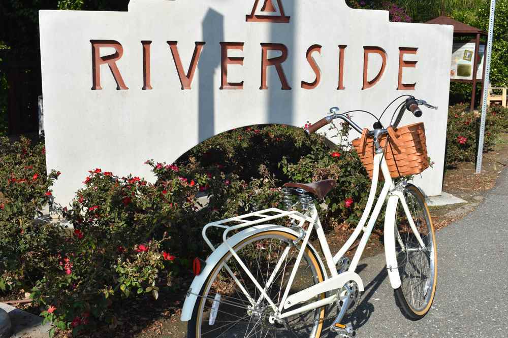 Bicycle in front of Riverside City sign