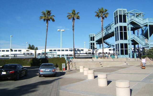 Irvine Train Station | Metrolink