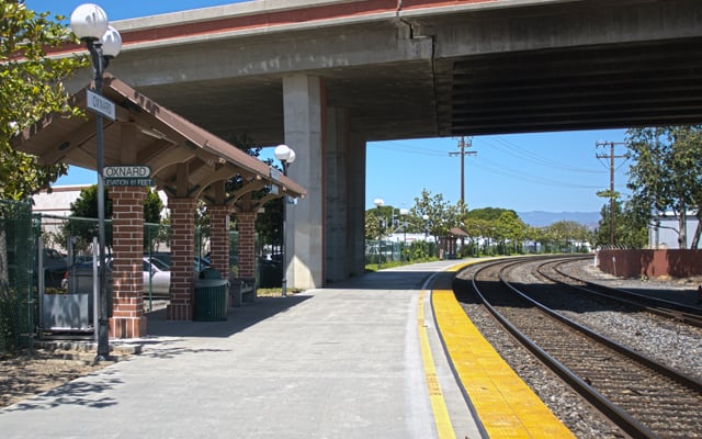 Oxnard Train Station Metrolink